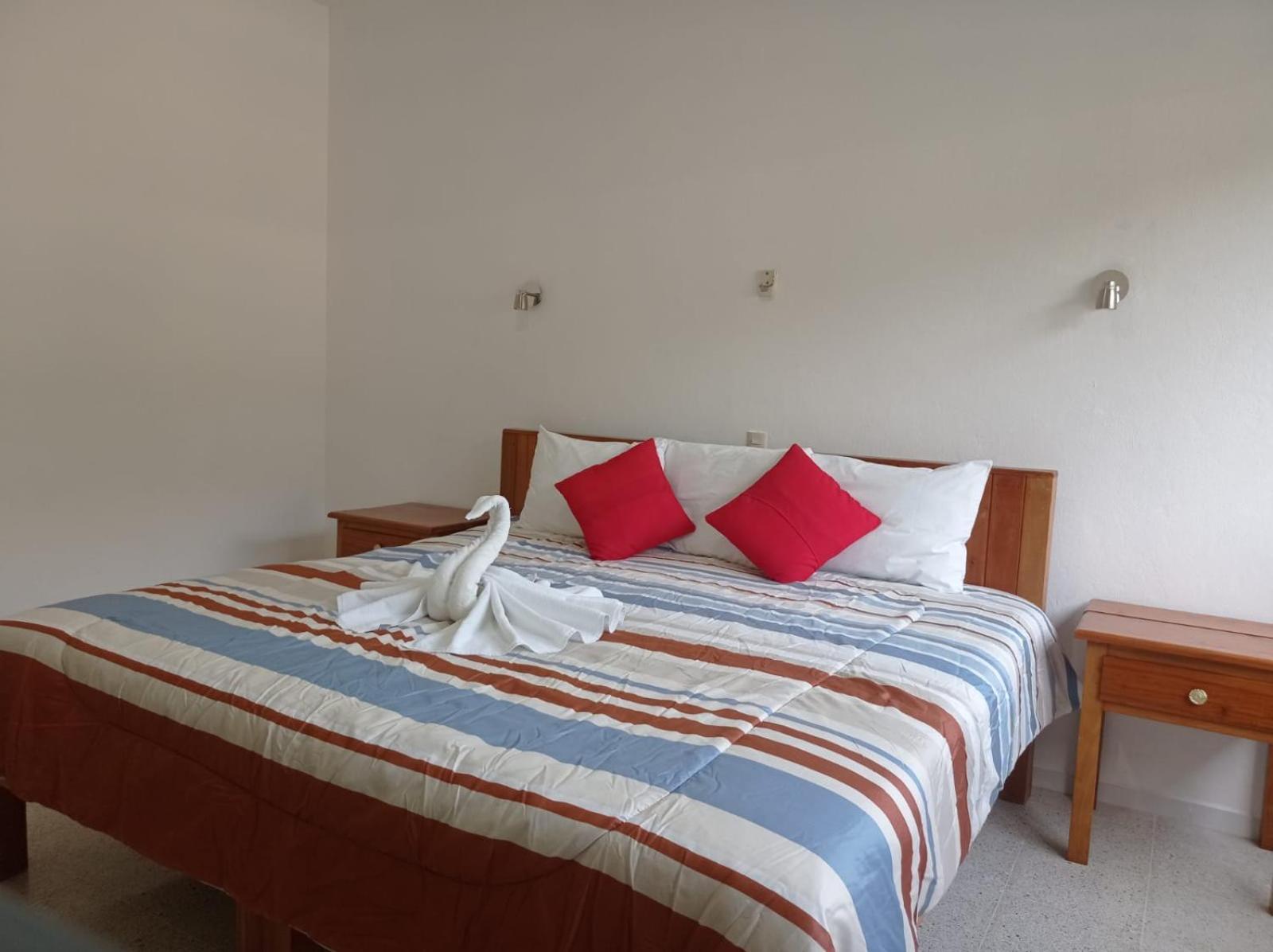 Hotel Los Leones Palenque Dış mekan fotoğraf